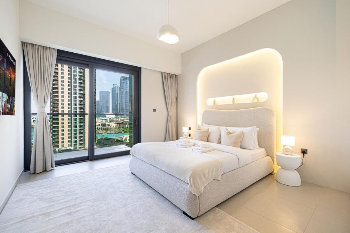 Iconic Two-Bedroom Apartment With Full Burj Khalifa & Fountain View By Prestige Nest Dubai
