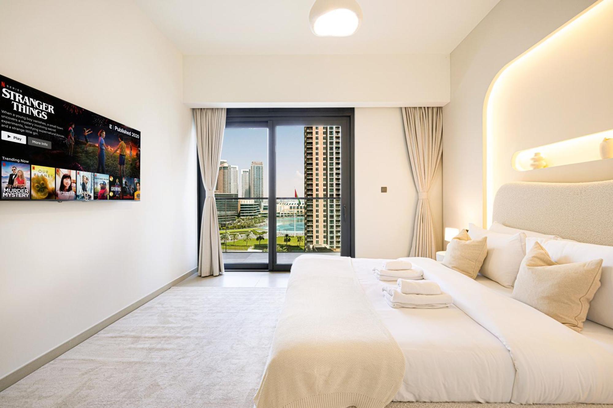 Iconic Two-Bedroom Apartment With Full Burj Khalifa & Fountain View By Prestige Nest Apartment