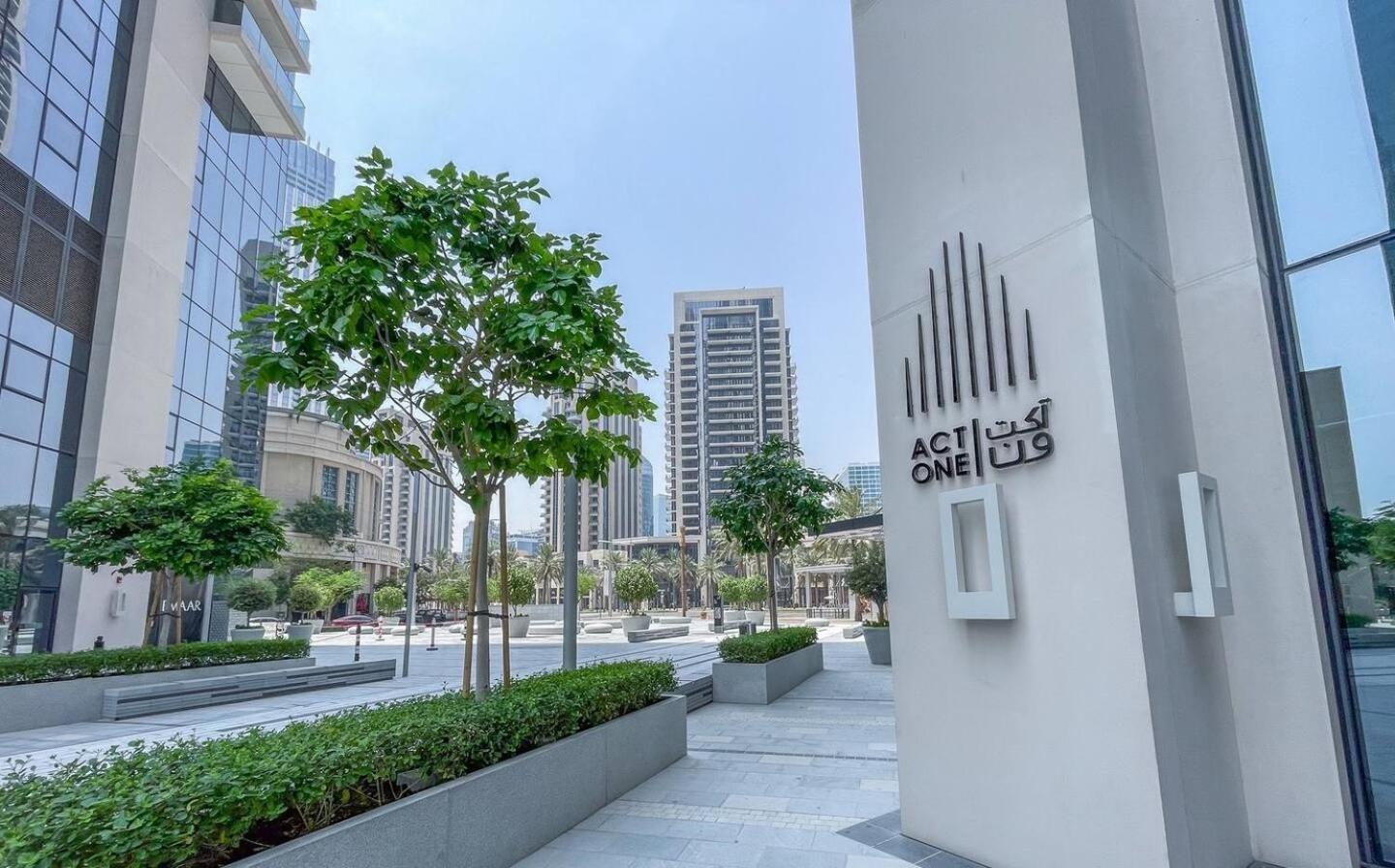 Iconic Two-Bedroom Apartment With Full Burj Khalifa & Fountain View By Prestige Nest Apartment Dubai