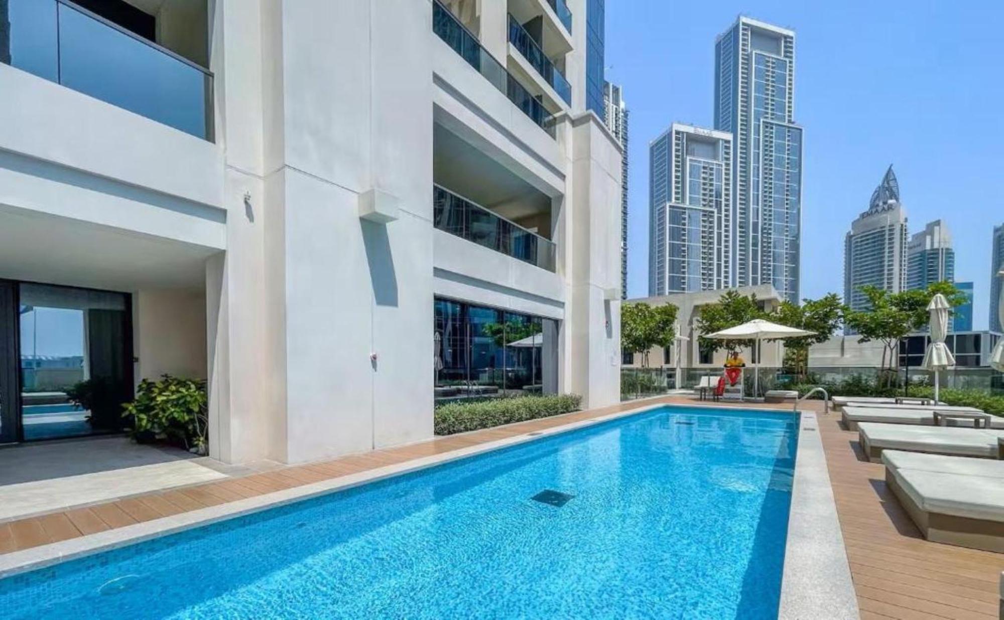 Apartment Iconic Two-Bedroom Apartment With Full Burj Khalifa & Fountain View By Prestige Nest *